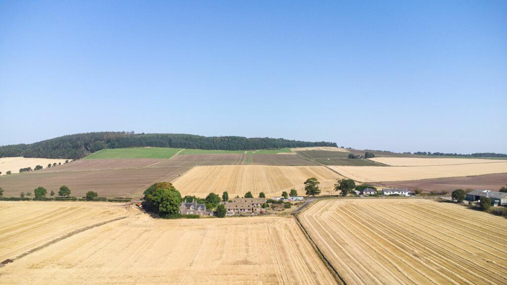 Additional property image - 8 Seggieden Steadings, Whigstreet. DD8 2JZ
