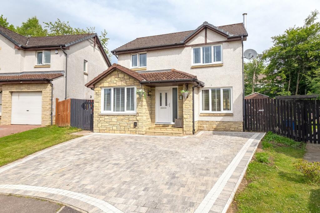 Main image of property: 30 Lumsden Park, Cupar. KY15 5YL