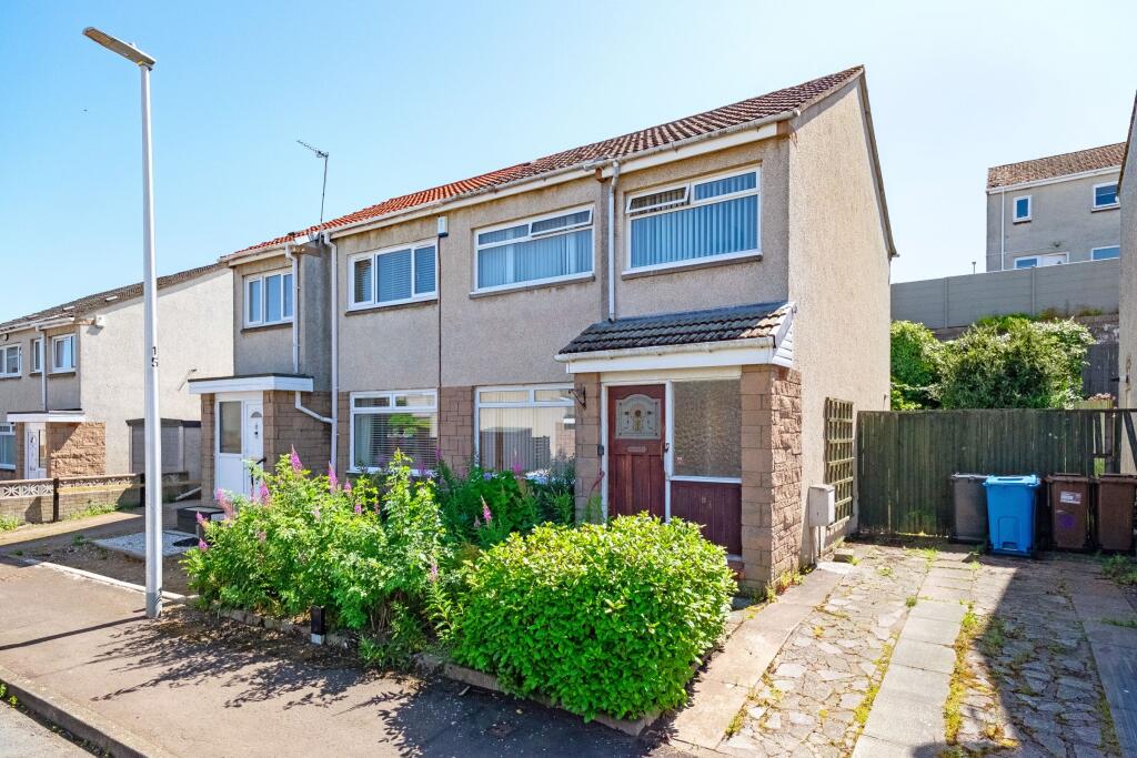 Main image of property: 81 Portree Avenue, Broughty Ferry, DD5 3EG