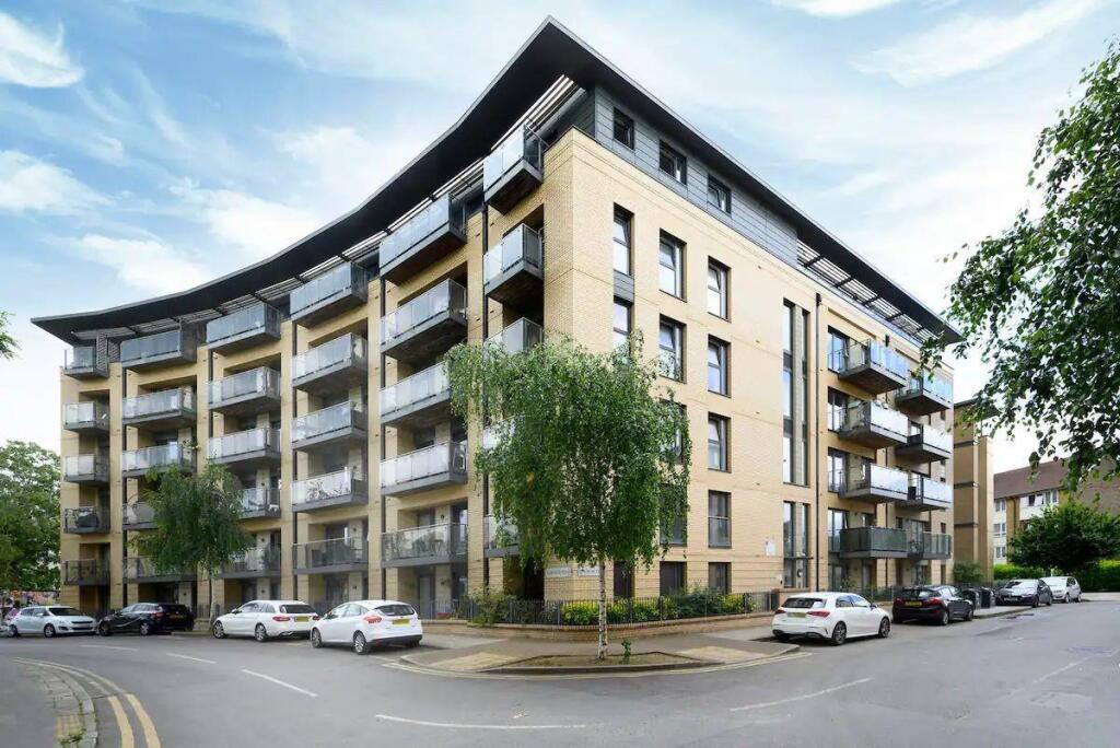 Main image of property: Dragmore Street, London