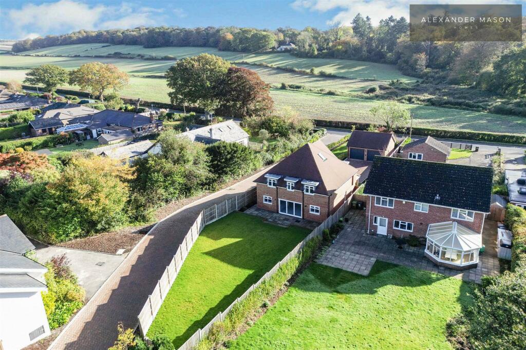 Main image of property: Mulberry House, Grosvenor Place, Finchdean Road, Rowland's Castle