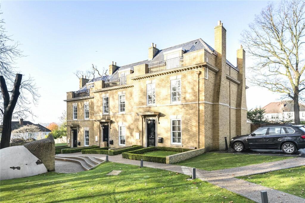 Main image of property: Lipton Close, London