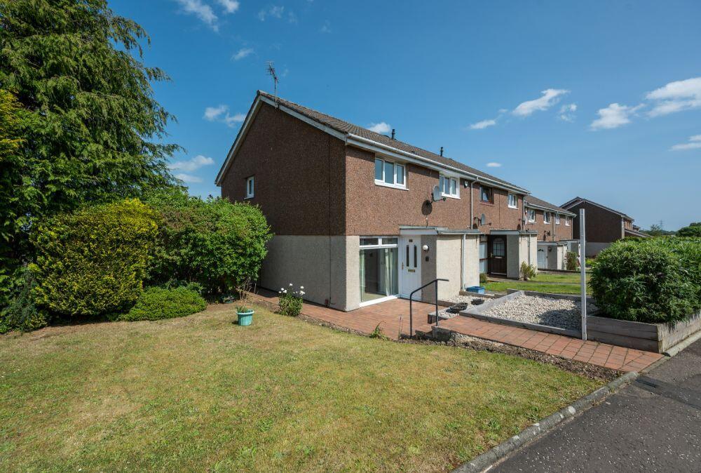 Main image of property: 96 Currievale Drive, Currie, EH14 5RW