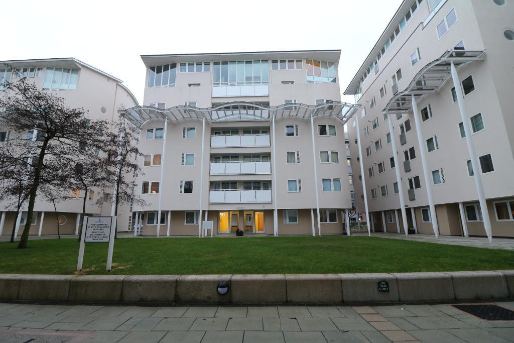 Main image of property: Royal Quay, Kings Dock, Liverpool, L3 4EU