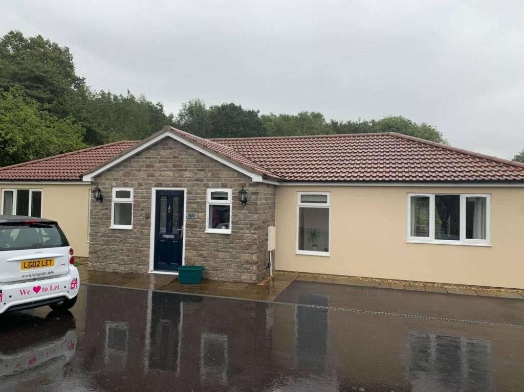 Main image of property: 312 North Road, BS37