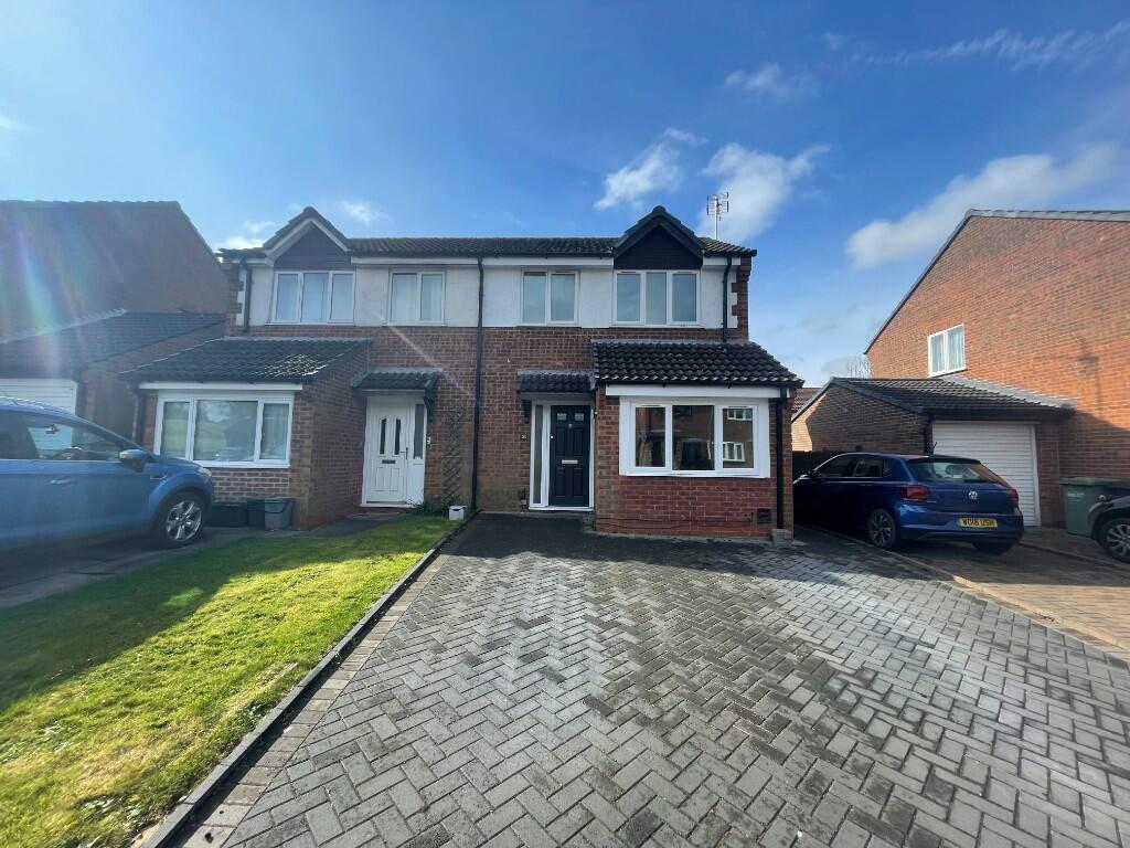 Main image of property: Slimbridge Close, BS37