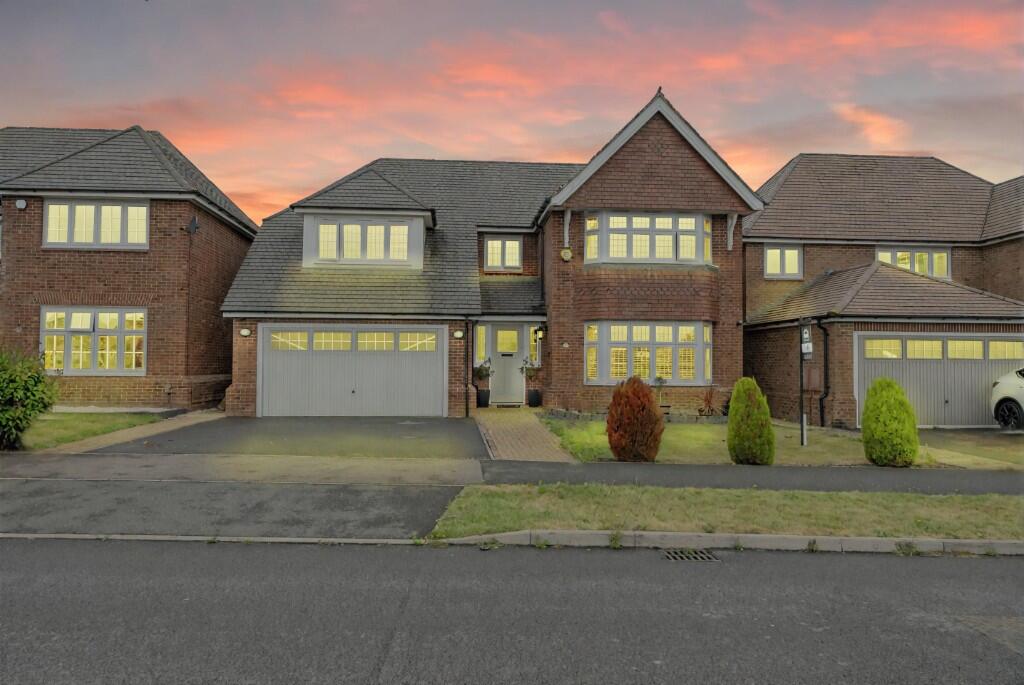 Main image of property: Laverton Road, Leicester, Leicestershire, LE5