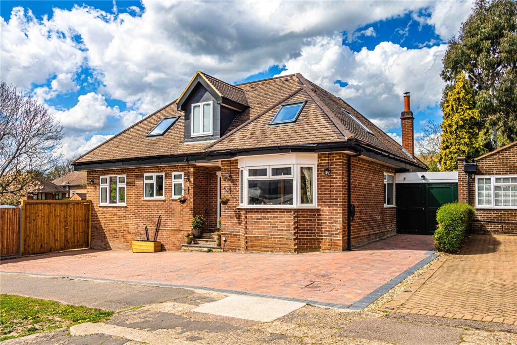 Main image of property: Craigweil Avenue, Radlett, Hertfordshire, WD7