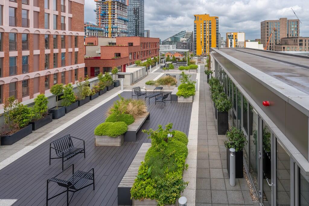 Main image of property: Broadside, Oldham Road, Manchester, Greater Manchester, M4