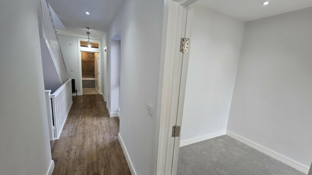 Additional property image - Purley Rise, Purley, CR8 3