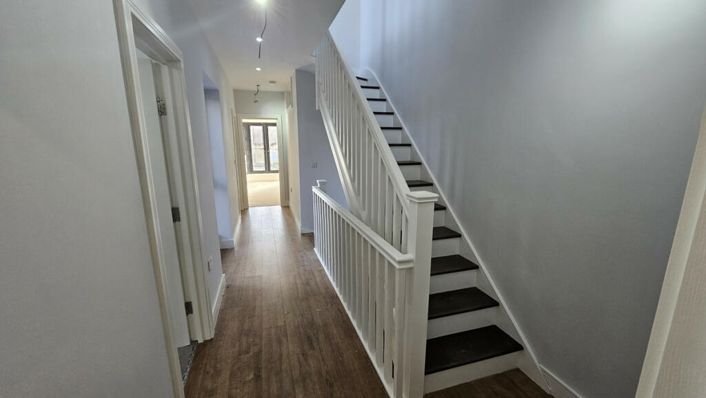 Additional property image - Purley Rise, Purley, CR8 3