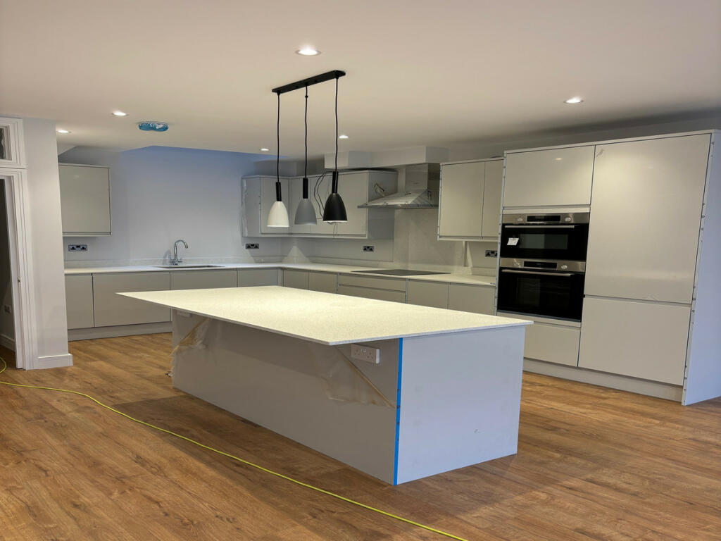 Additional property image - Purley Rise, Purley, CR8 3