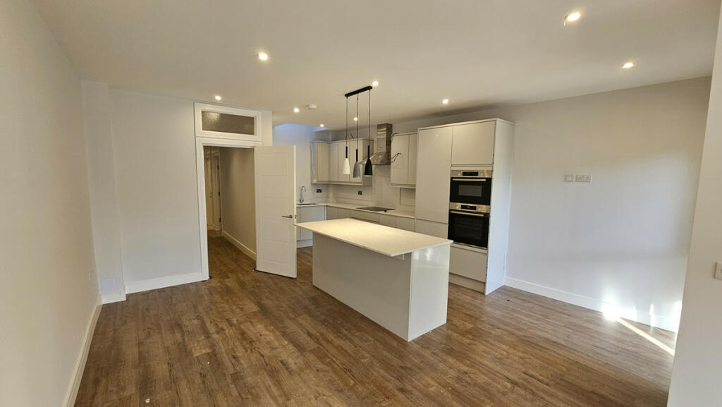 Additional property image - Purley Rise, Purley, CR8 3
