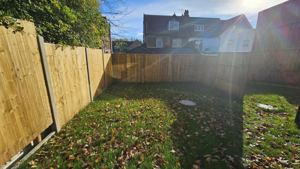 Additional property image - Purley Rise, Purley, CR8 3