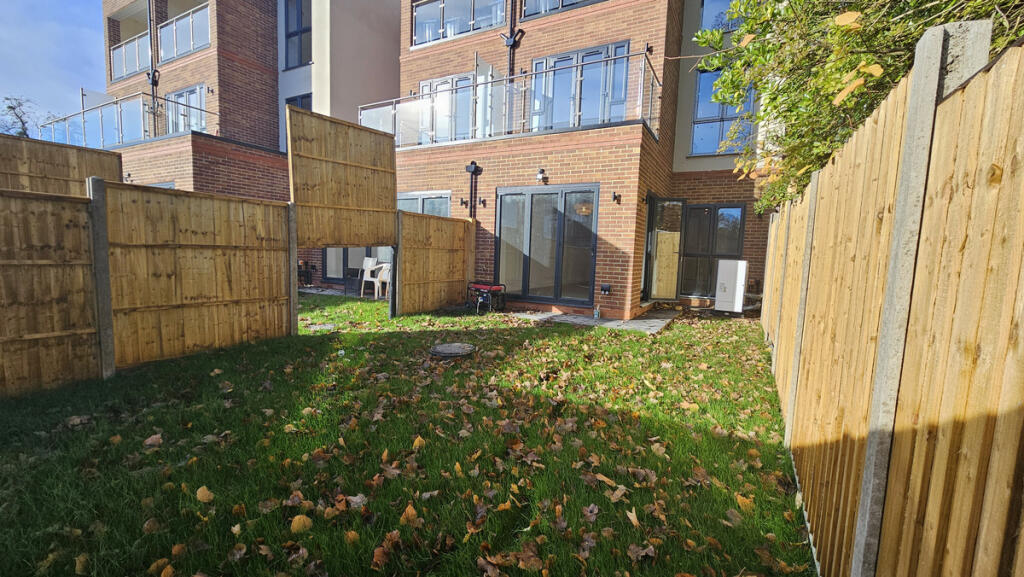 Additional property image - Purley Rise, Purley, CR8 3