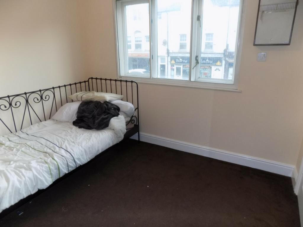 Additional property image - Homesdale Road, London, BR2 9