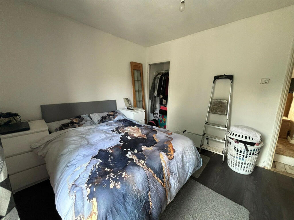 Additional property image - Bynes Road, London, CR2 0