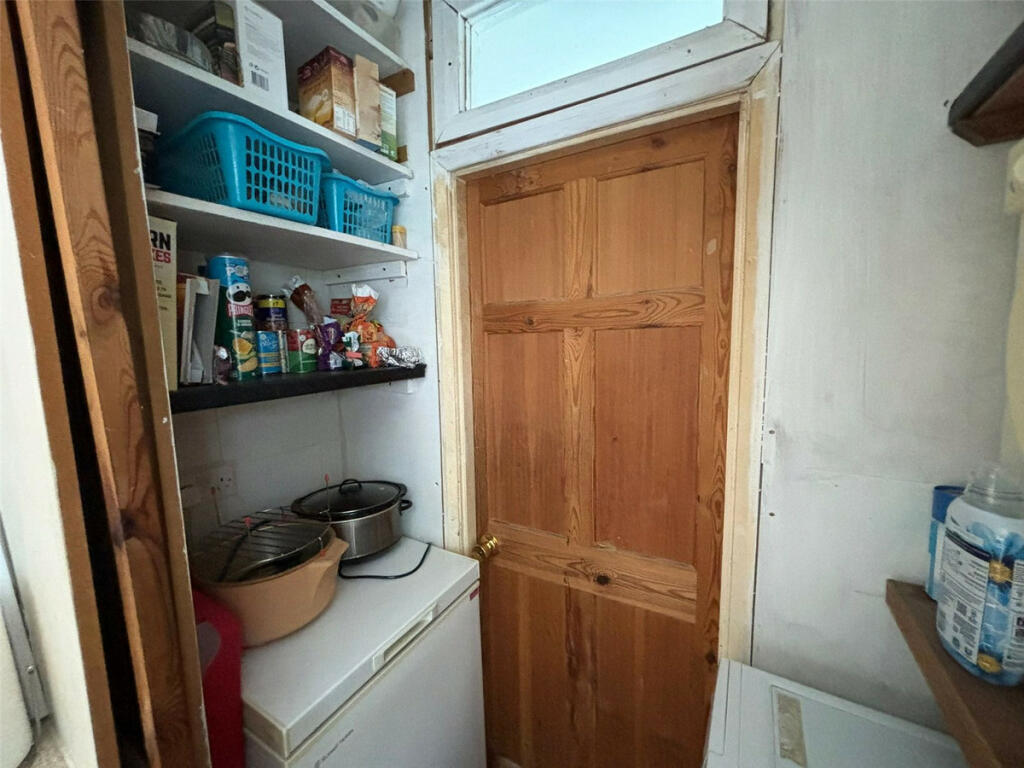 Additional property image - Bynes Road, London, CR2 0