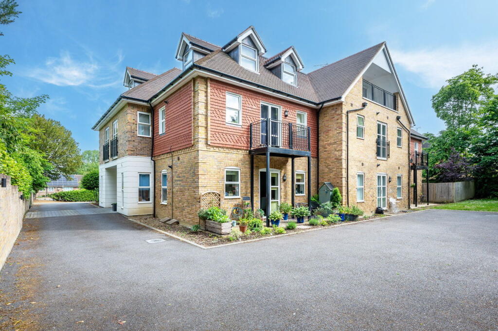 Main image of property: Bradbourne Vale Road, Sevenoaks, TN13