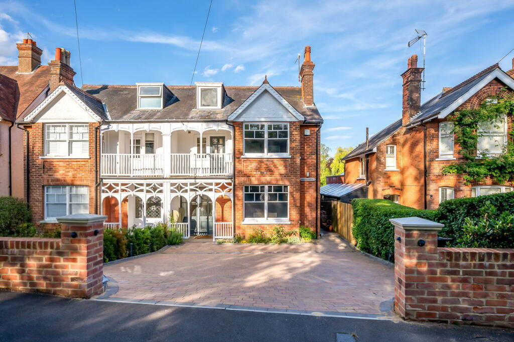 Main image of property: London Road, Dunton Green, Sevenoaks TN13