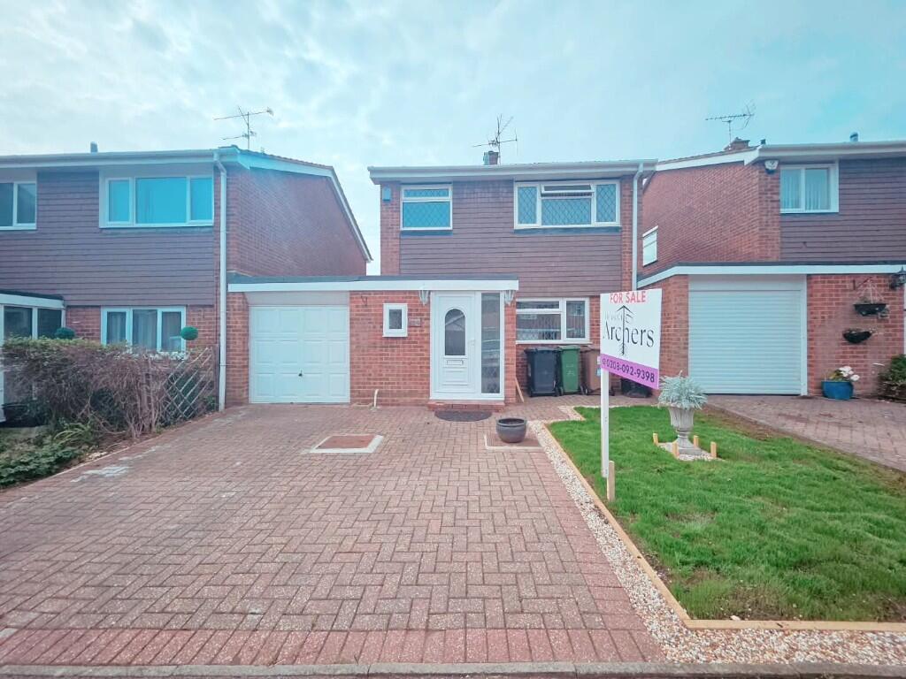Main image of property: Brompton Close, Luton, Bedfordshire, LU3