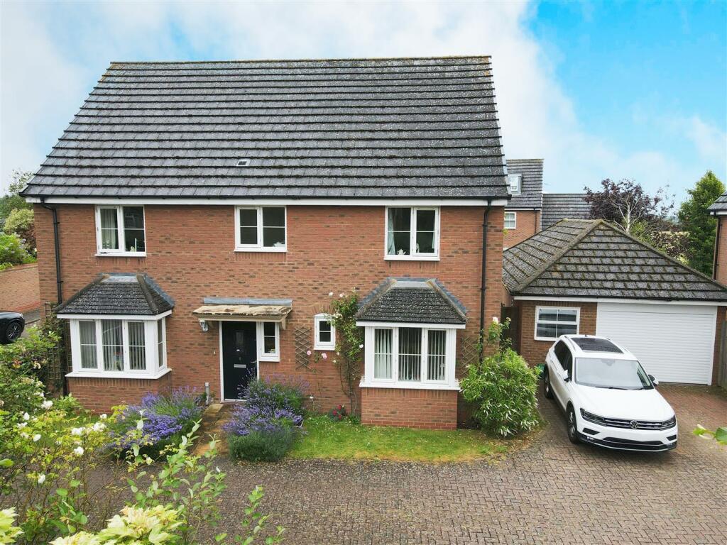 Main image of property: Saxon Close, Hanslope, Milton Keynes