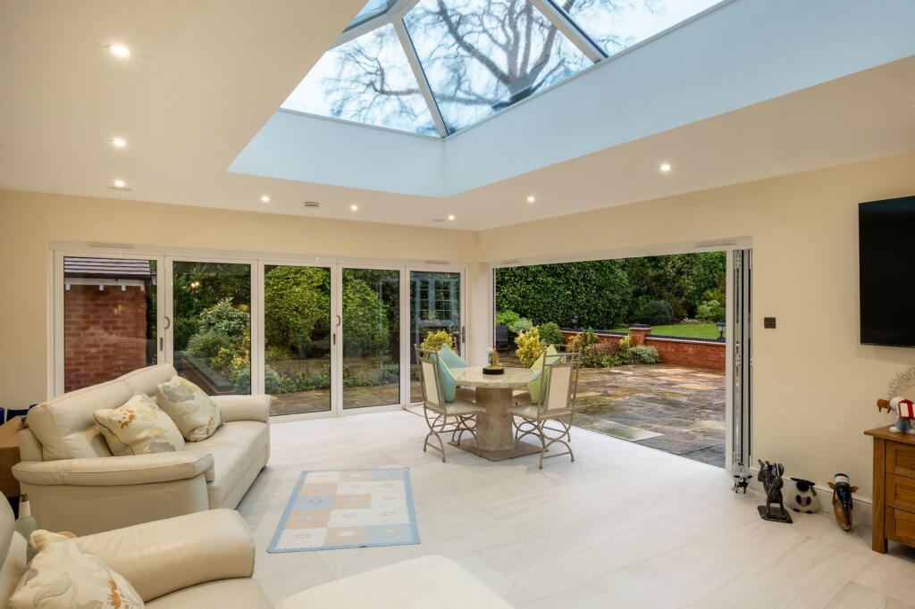 Additional property image - Hartopp Road, Four Oaks Park, Sutton Coldfield, B74 2RQ