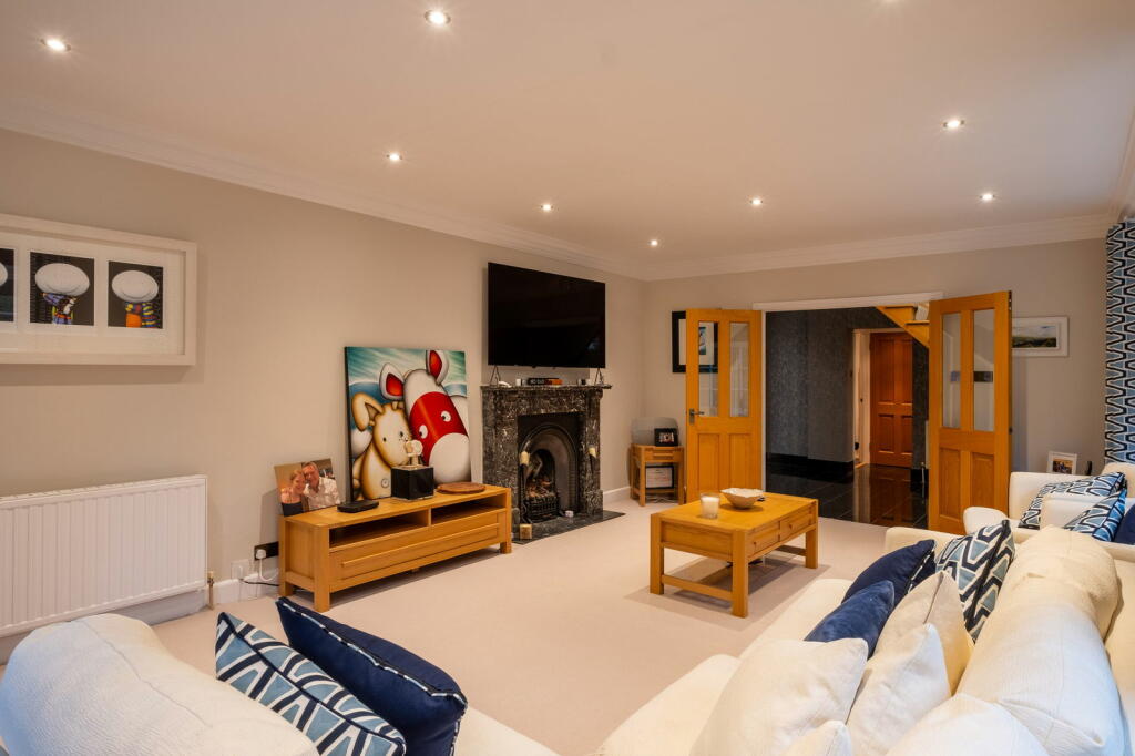 Additional property image - Hartopp Road, Four Oaks Park, Sutton Coldfield, B74 2RQ