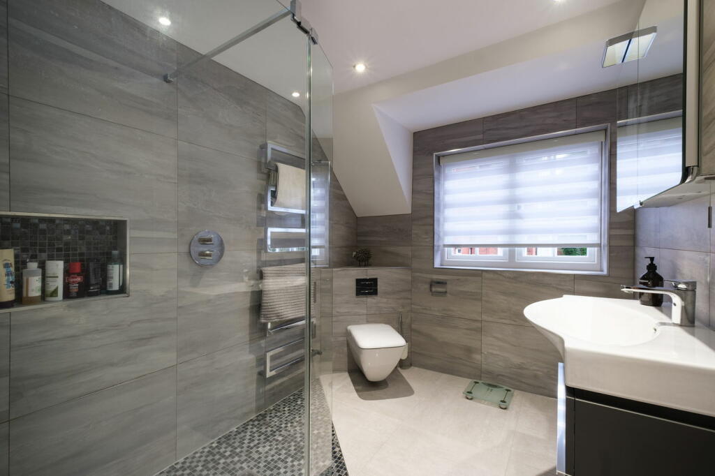 Additional property image - Hartopp Road, Four Oaks Park, Sutton Coldfield, B74 2RQ