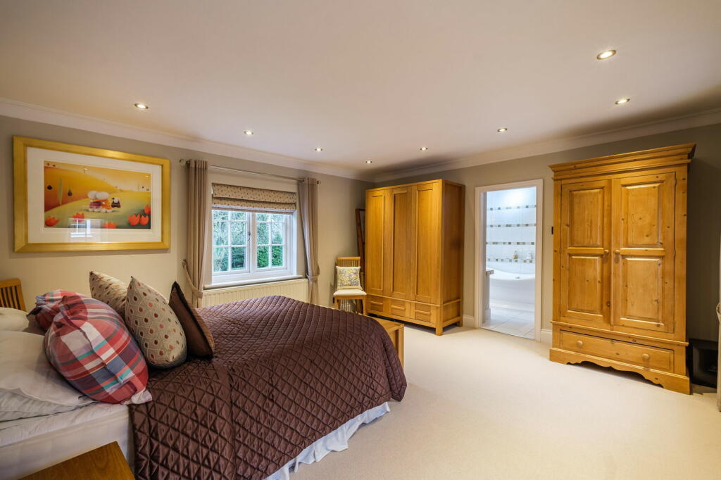 Additional property image - Hartopp Road, Four Oaks Park, Sutton Coldfield, B74 2RQ
