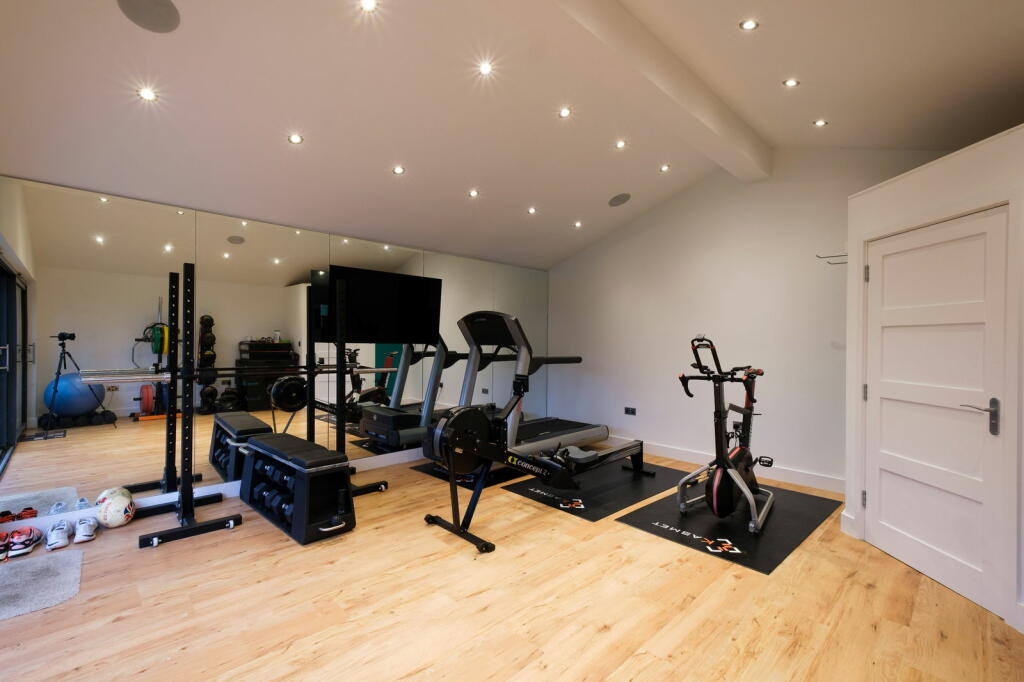 Additional property image - Hartopp Road, Four Oaks Park, Sutton Coldfield, B74 2RQ