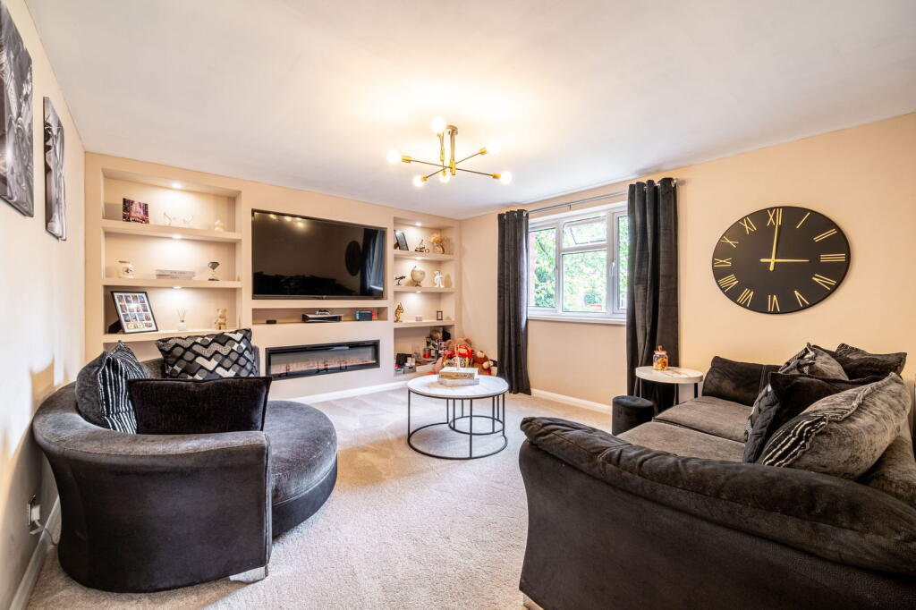 Main image of property: New Penkridge Road, Cannock, WS11 1HA