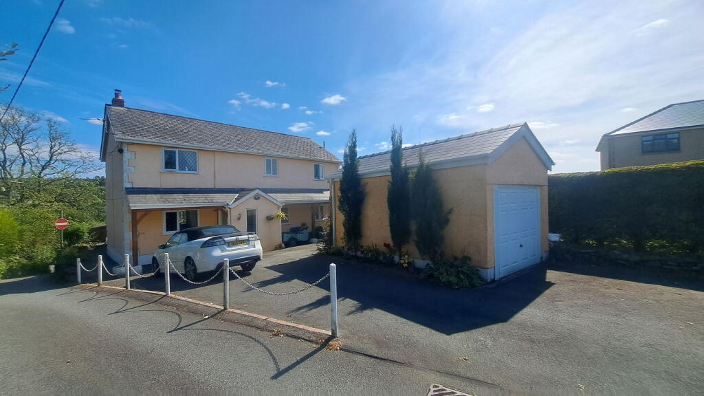 Main image of property: Heol Cwmbach, Drefach, Llanelli, SA14