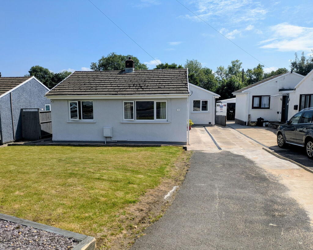 Main image of property: Maes Yr Haf, Ammanford, SA18 3TR