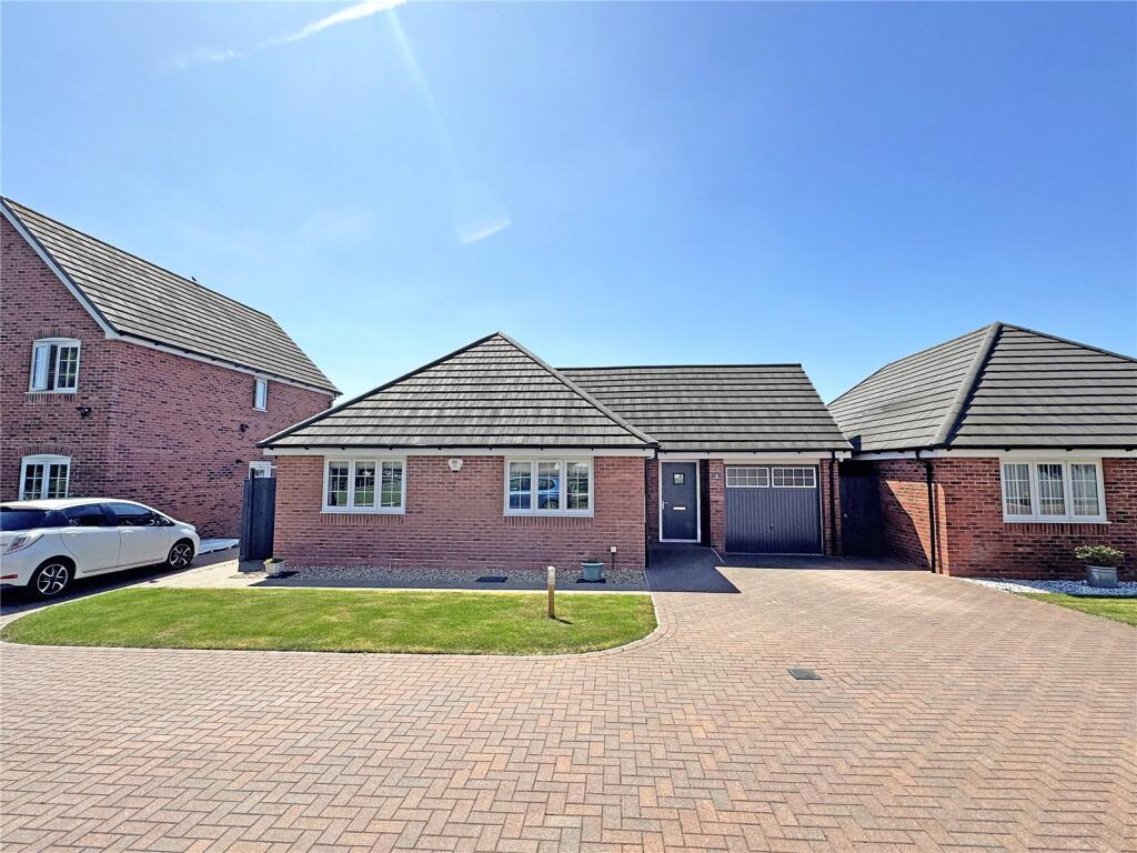 Main image of property: Redwood Croft, Norton Canes, Cannock, WS11