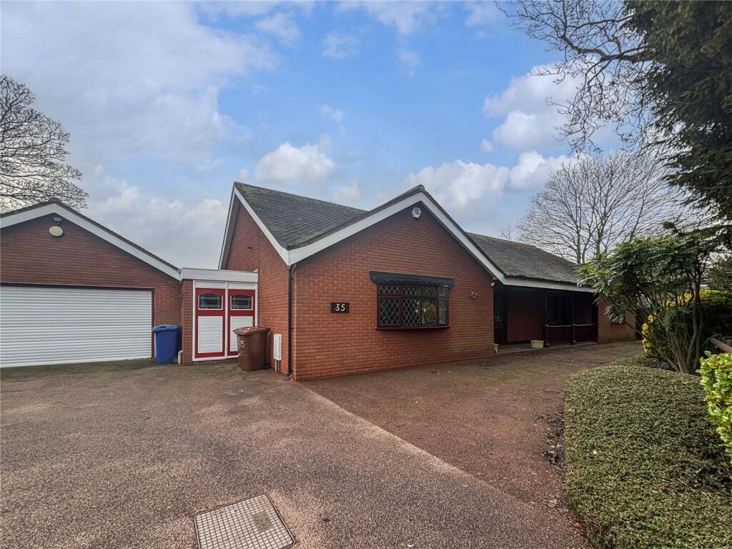 Main image of property: New Penkridge Road, Cannock, Staffordshire, WS11