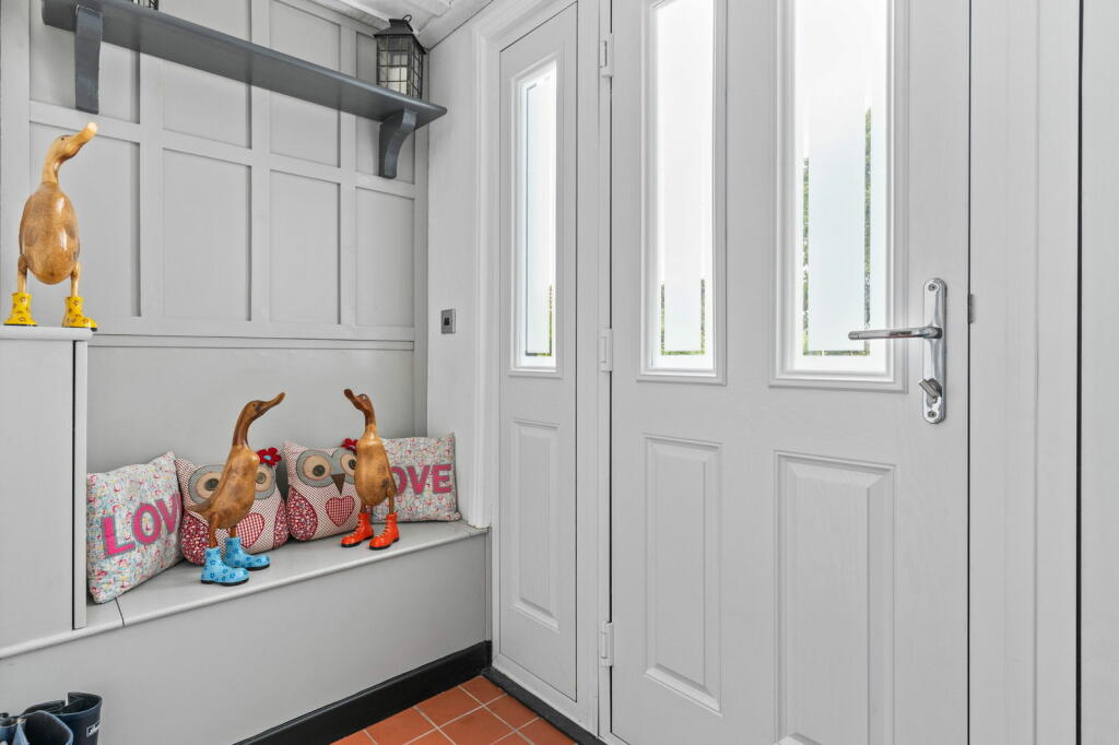 Additional property image - Fyfield Road, Ongar, CM5 0HQ
