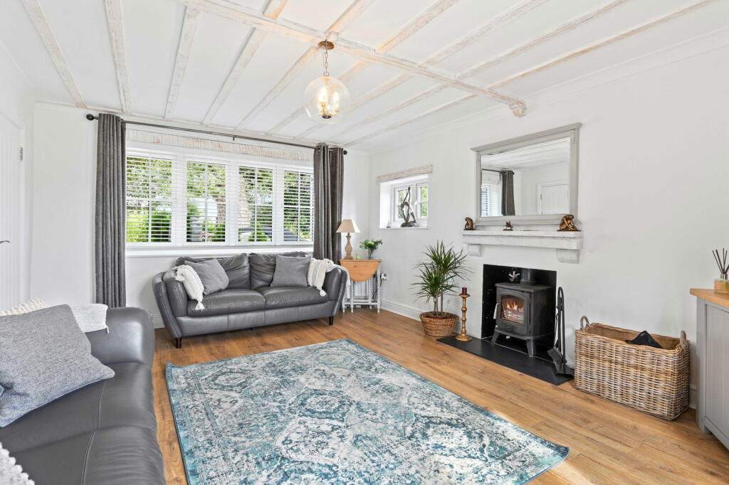 Additional property image - Fyfield Road, Ongar, CM5 0HQ