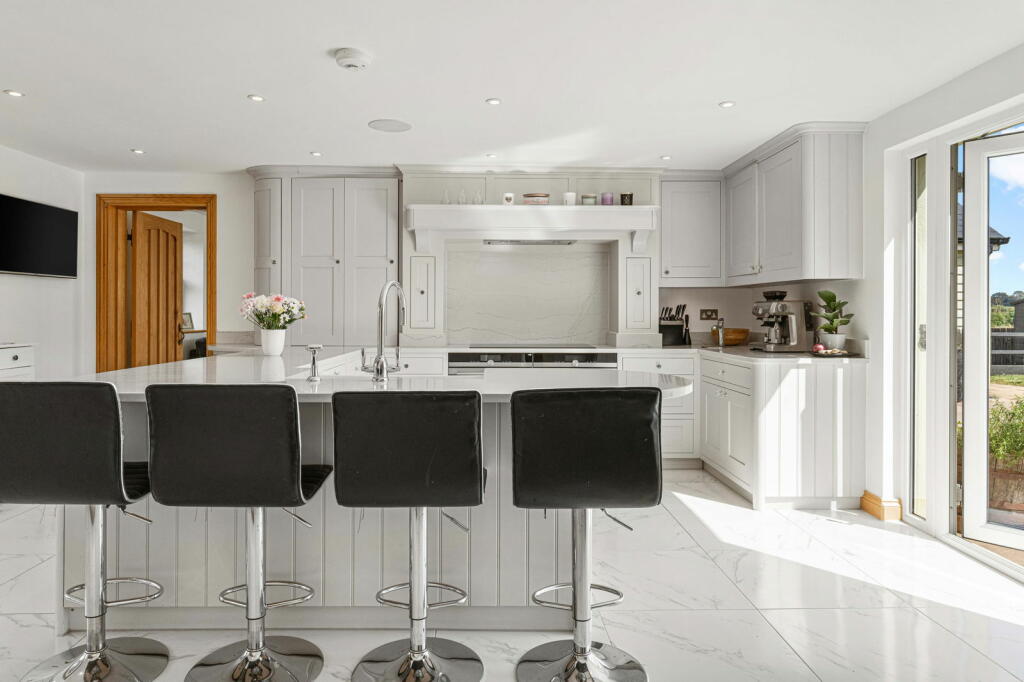 Additional property image - Moreton Road, Moreton, Ongar, CM5 0EZ