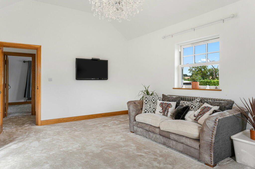 Additional property image - Moreton Road, Moreton, Ongar, CM5 0EZ