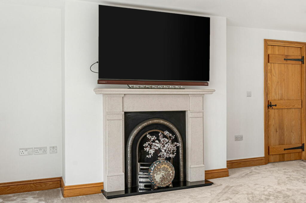 Additional property image - Moreton Road, Moreton, Ongar, CM5 0EZ