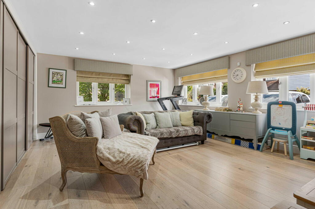 Additional property image - The Gables, North Fambridge