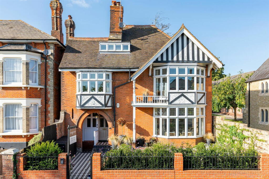 Main image of property: Queens Road, Brentwood