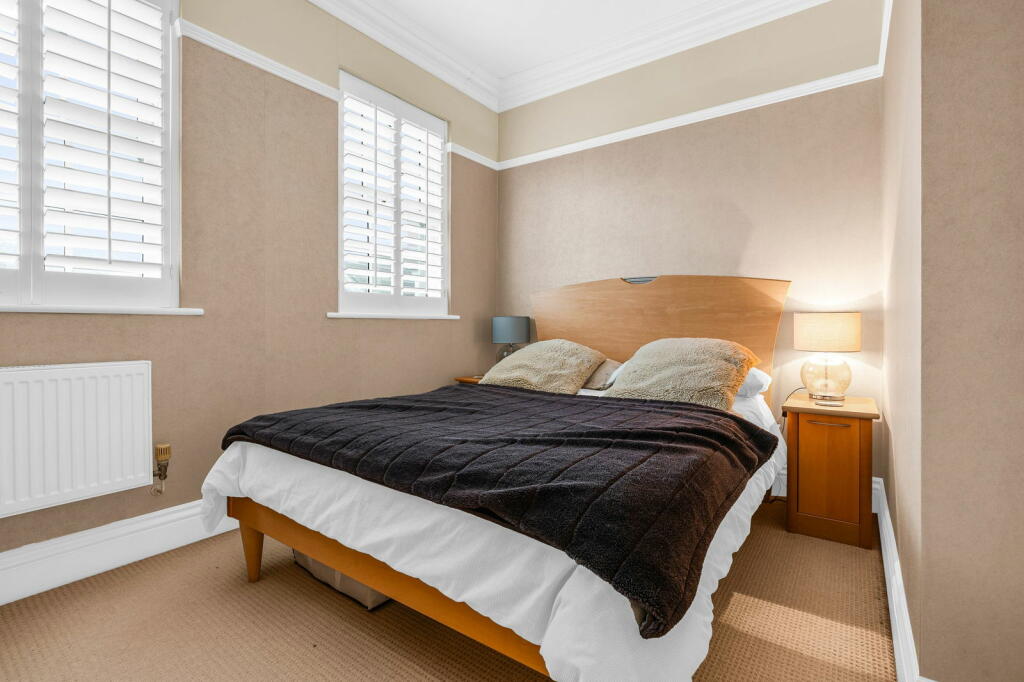 Additional property image - Thorndon Approach, Herongate, Brentwood, CM13 3PA