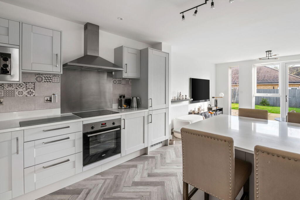 Additional property image - Great Warley, Brentwood, CM13