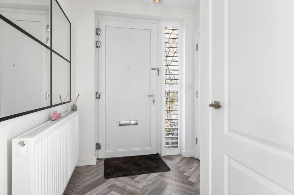 Additional property image - Great Warley, Brentwood, CM13