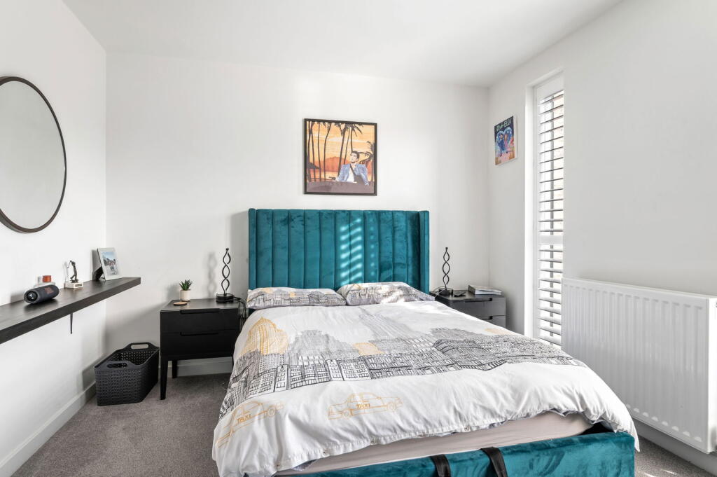 Additional property image - Great Warley, Brentwood, CM13