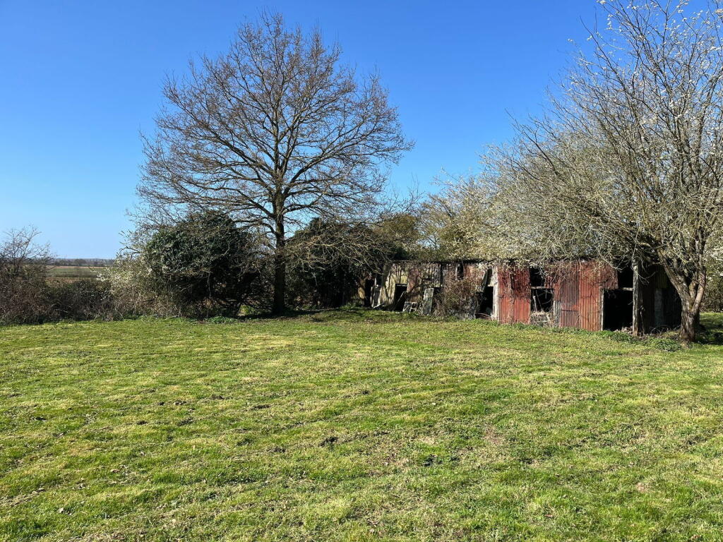Plot for sale in Chignal Smealey, Chelmsford CM1