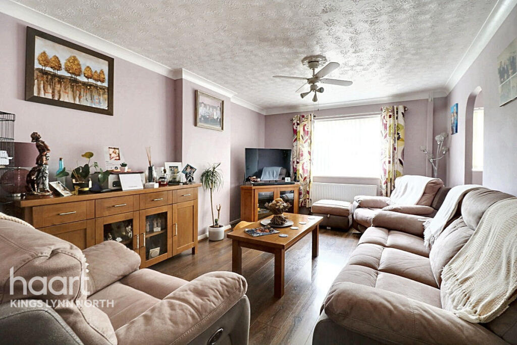 Main image of property: Hadley Crescent, Heacham