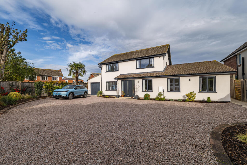 Main image of property: Costa Row, Long Bennington, Newark, Nottinghamshire